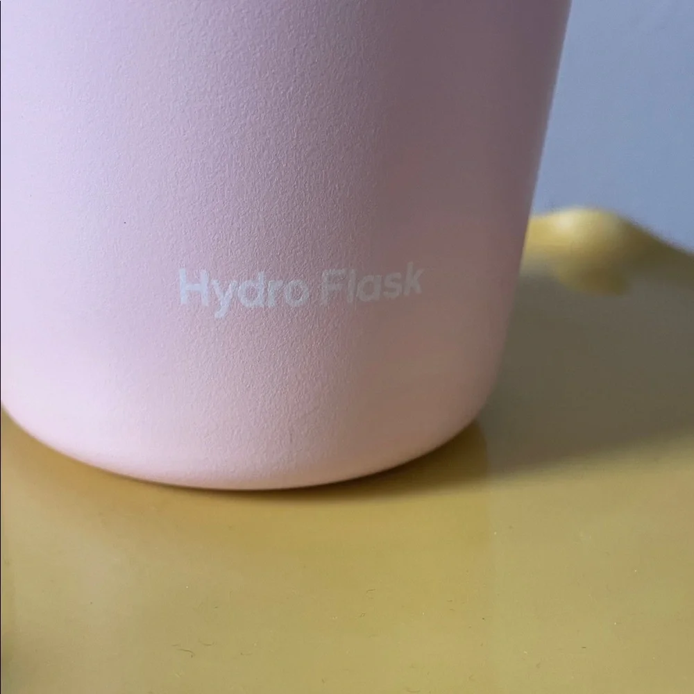 Hydro Flask Blush Tumbler with Flower Straw - Picture 3 of 5